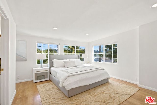 4250 York Boulevard, Los Angeles, CA 90065