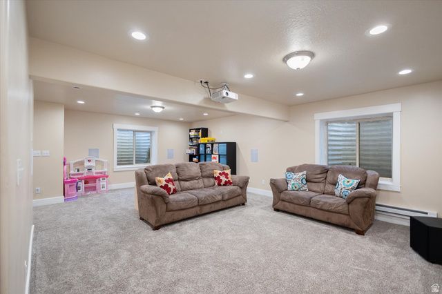 186 W ROYAL LAND DR, Santaquin, UT 84655