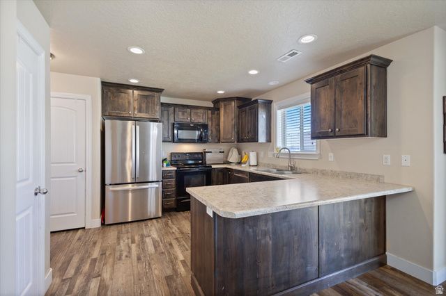 186 W ROYAL LAND DR, Santaquin, UT 84655