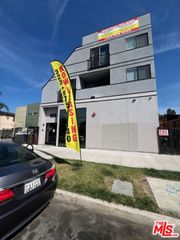 1039 E 28th Street 202, Los Angeles, CA 90011