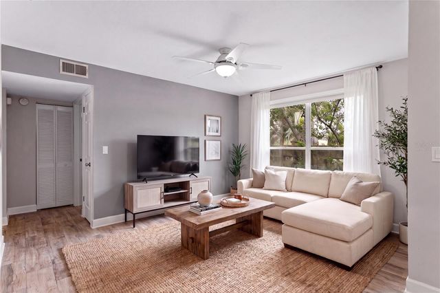 606 S ALBANY AVENUE 17, Tampa, FL 33606