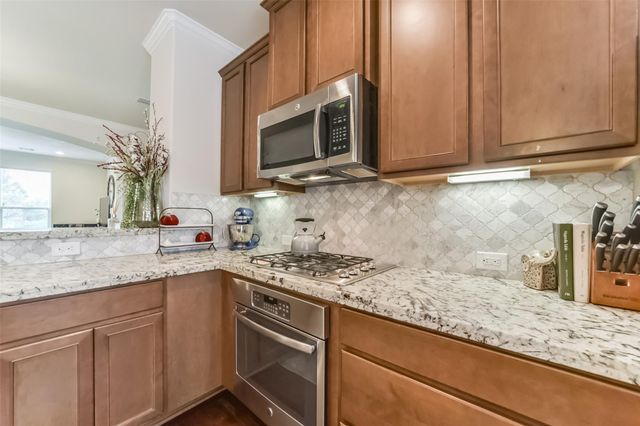1517 Miles Oaks Place, Houston, TX 77043