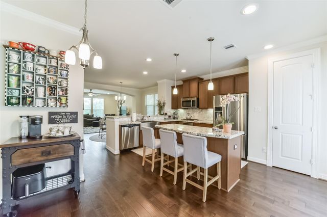 1517 Miles Oaks Place, Houston, TX 77043