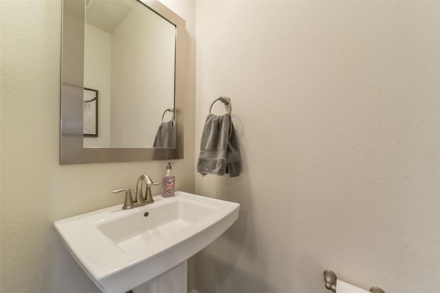 1517 Miles Oaks Place, Houston, TX 77043