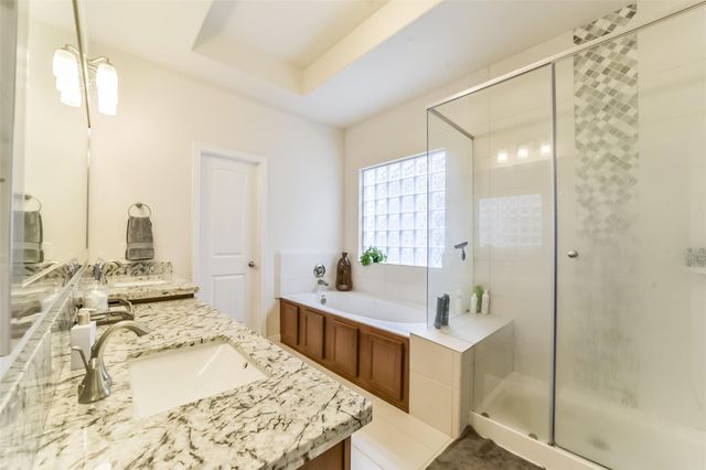 1517 Miles Oaks Place, Houston, TX 77043