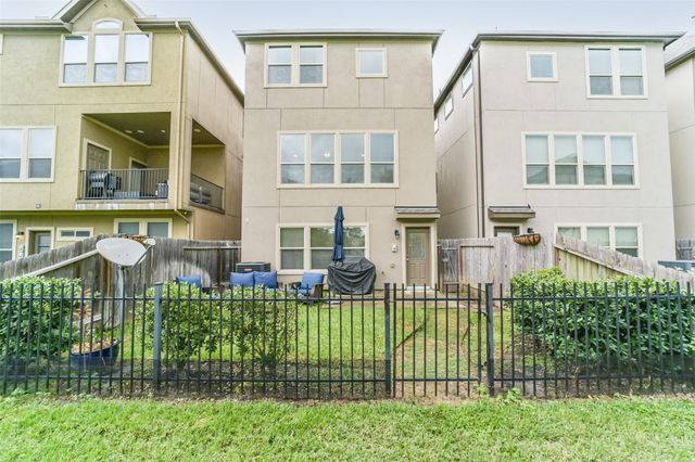 1517 Miles Oaks Place, Houston, TX 77043