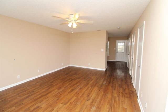 2446 Caroline Dr Unit B, Clarksville, TN 37042