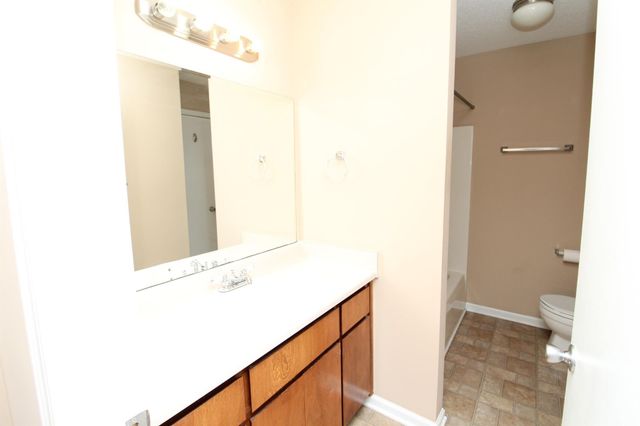 2446 Caroline Dr Unit B, Clarksville, TN 37042