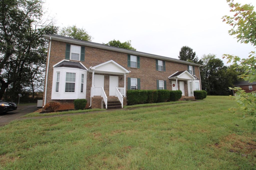 2446 Caroline Dr Unit B, Clarksville, TN 37042