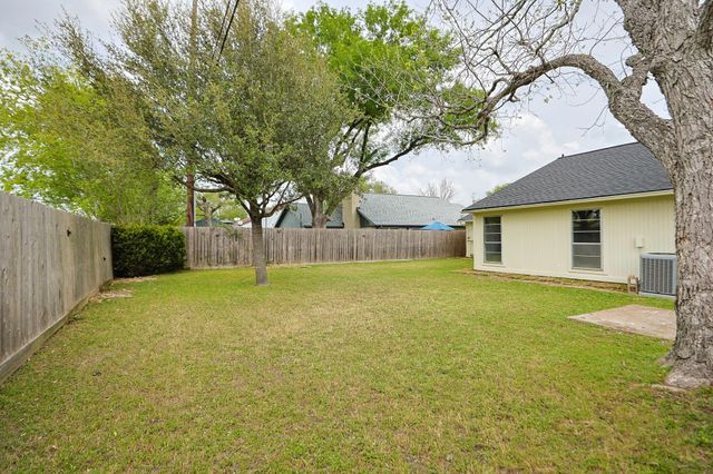 4647 Glenvillage Street, Houston, TX 77084