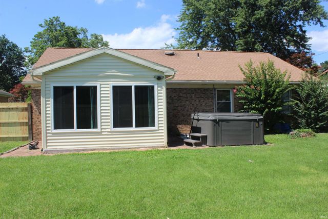7601 Bellemeade Avenue, Evansville, IN 47715