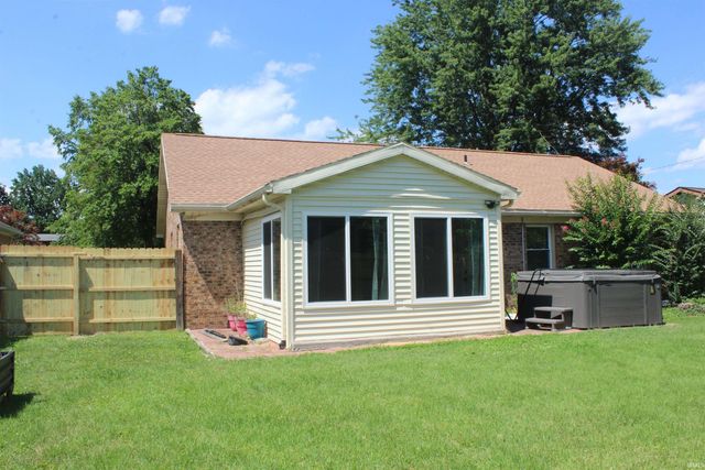 7601 Bellemeade Avenue, Evansville, IN 47715