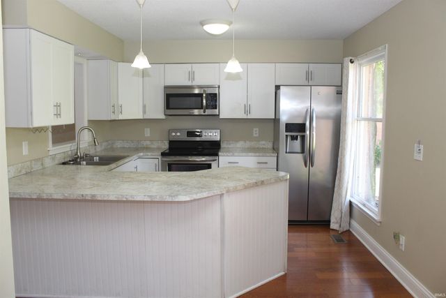 7601 Bellemeade Avenue, Evansville, IN 47715