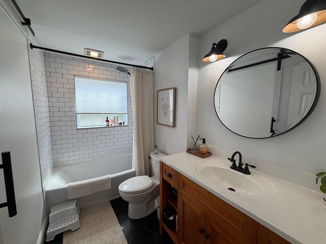 23 Lambert Cir, Marlborough, MA 01752