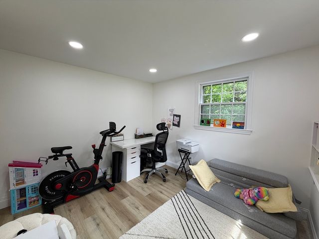 23 Lambert Cir, Marlborough, MA 01752