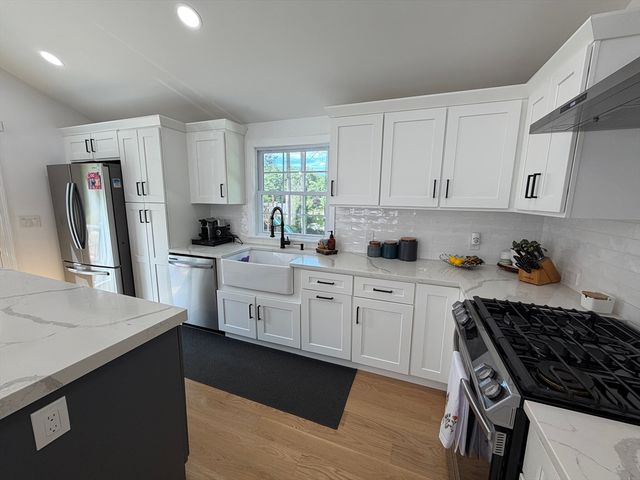 23 Lambert Cir, Marlborough, MA 01752