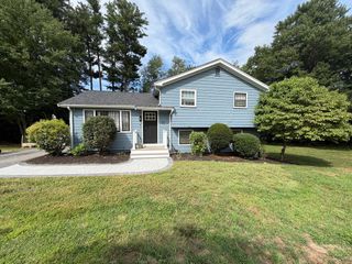 23 Lambert Cir, Marlborough, MA 01752