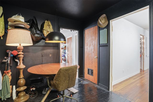 2517 Wayside Avenue, Fort Worth, TX 76110