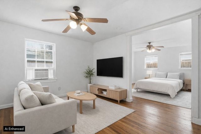 2517 Wayside Avenue, Fort Worth, TX 76110