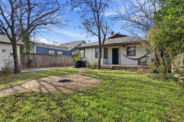 2517 Wayside Avenue, Fort Worth, TX 76110