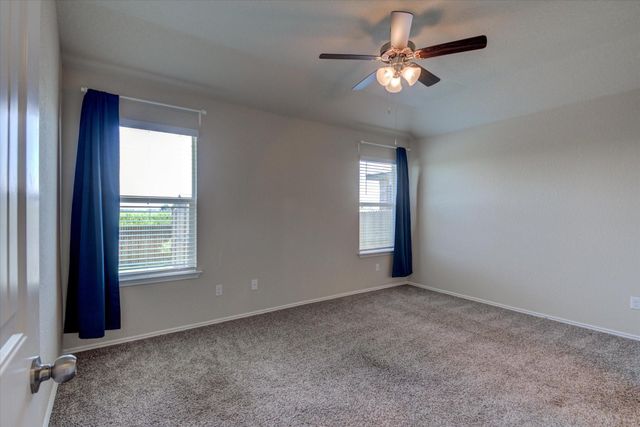 403 Kyra LN, Taylor, TX 76574