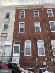 814 UPLAND ST, Chester, PA 19013