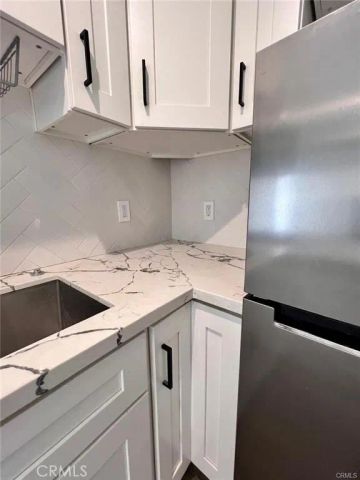 6445 Tujunga Avenue, North Hollywood, CA 91606