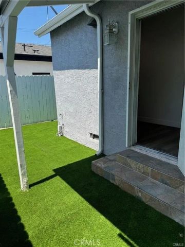 6445 Tujunga Avenue, North Hollywood, CA 91606