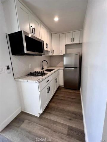 6445 Tujunga Avenue, North Hollywood, CA 91606