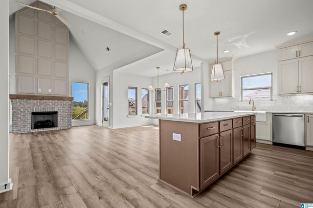 6079 RICHMOND DRIVE, Hueytown, AL 35023