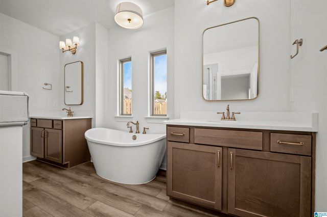 6079 RICHMOND DRIVE, Hueytown, AL 35023