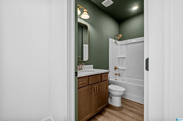 6079 RICHMOND DRIVE, Hueytown, AL 35023