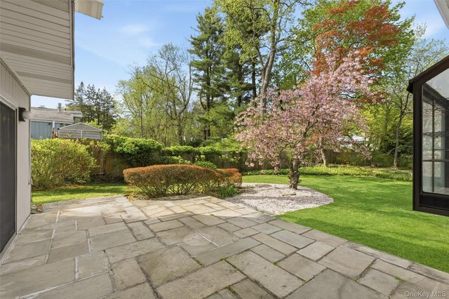58 Spencer Court, Hartsdale, NY 10530