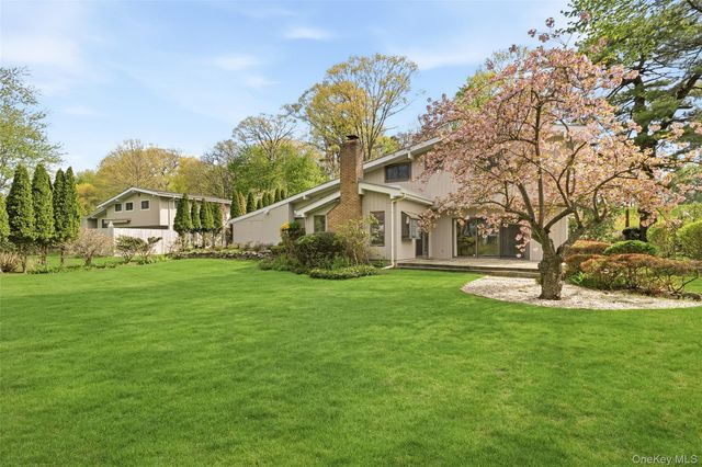 58 Spencer Court, Hartsdale, NY 10530