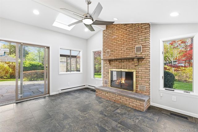 58 Spencer Court, Hartsdale, NY 10530