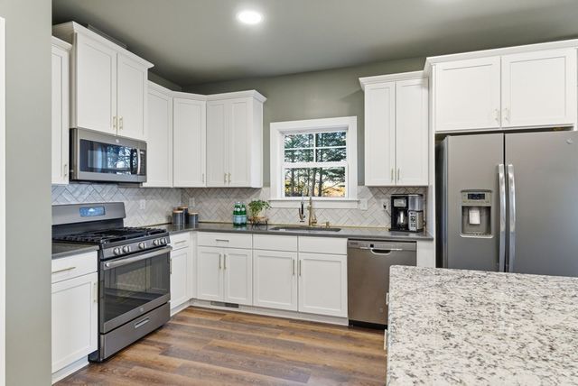 567 Crown Mountain Way, Dahlonega, GA 30533