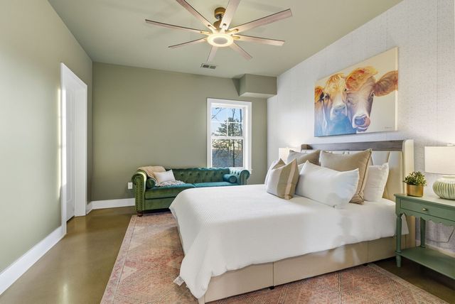 567 Crown Mountain Way, Dahlonega, GA 30533