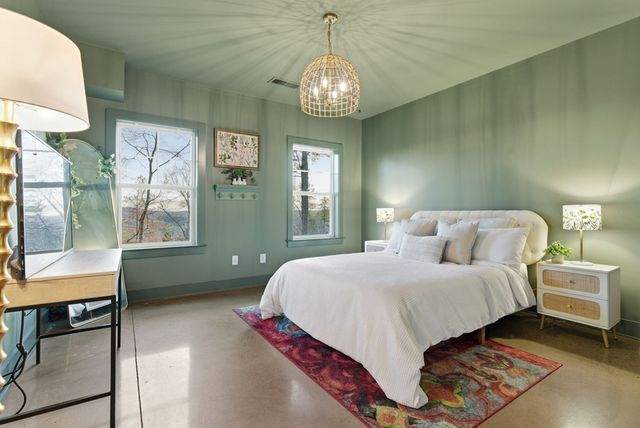 567 Crown Mountain Way, Dahlonega, GA 30533