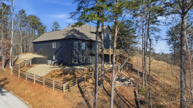 567 Crown Mountain Way, Dahlonega, GA 30533