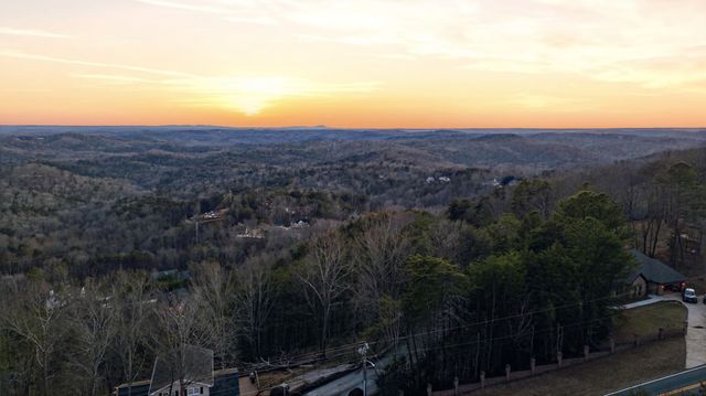 567 Crown Mountain Way, Dahlonega, GA 30533