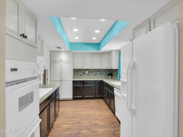 10825 W CARON Drive, Sun City, AZ 85351