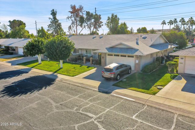 10825 W CARON Drive, Sun City, AZ 85351