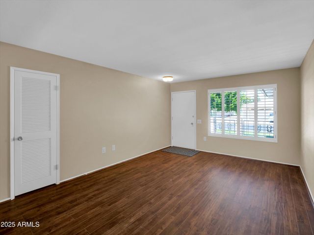 10825 W CARON Drive, Sun City, AZ 85351