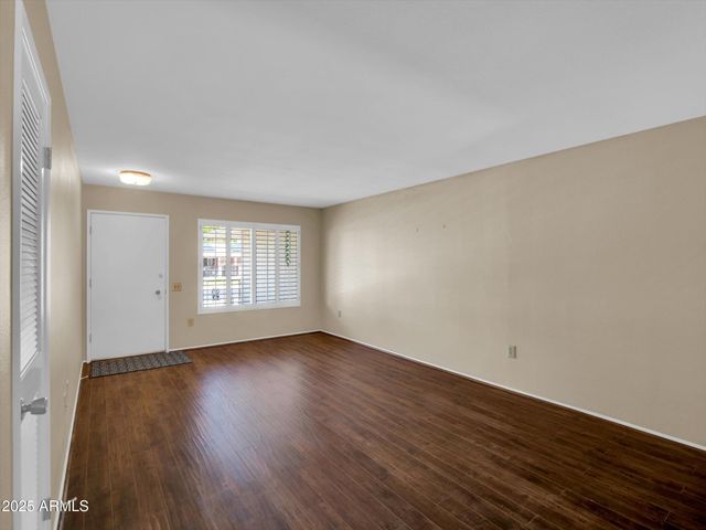 10825 W CARON Drive, Sun City, AZ 85351