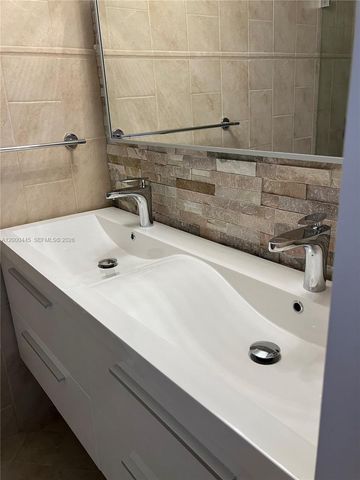 3180 S Ocean Dr 603, Hallandale Beach, FL 33009