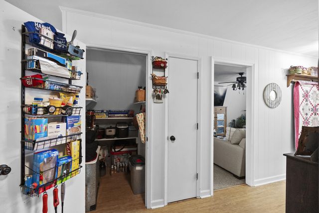 497 Long Island DR, Moneta, VA 24121