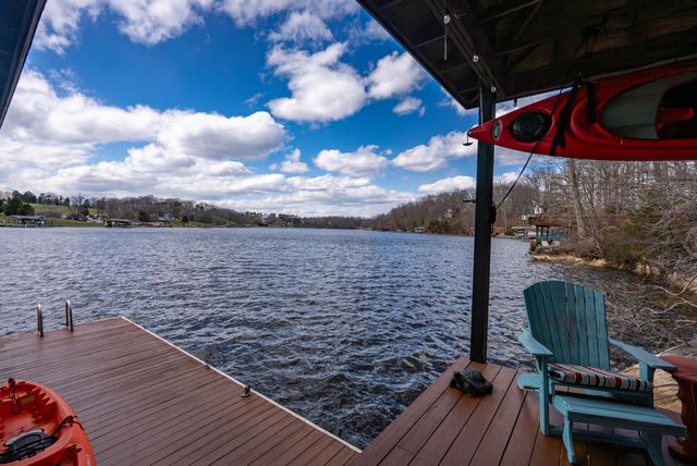 497 Long Island DR, Moneta, VA 24121