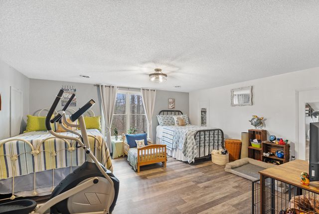 497 Long Island DR, Moneta, VA 24121