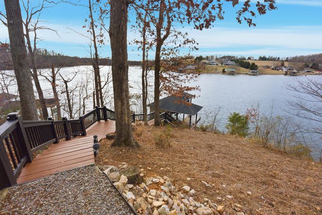 497 Long Island DR, Moneta, VA 24121