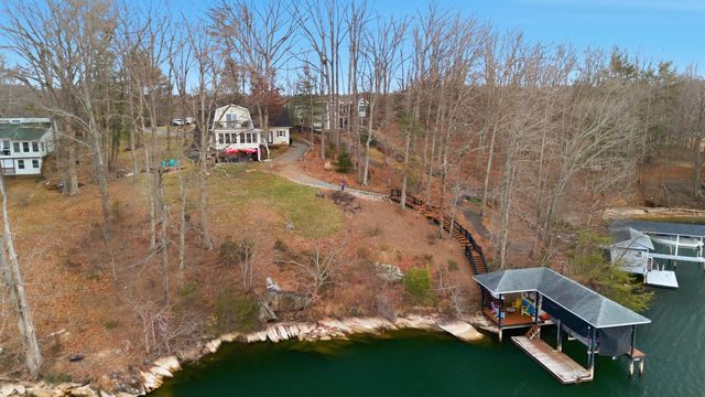 497 Long Island DR, Moneta, VA 24121